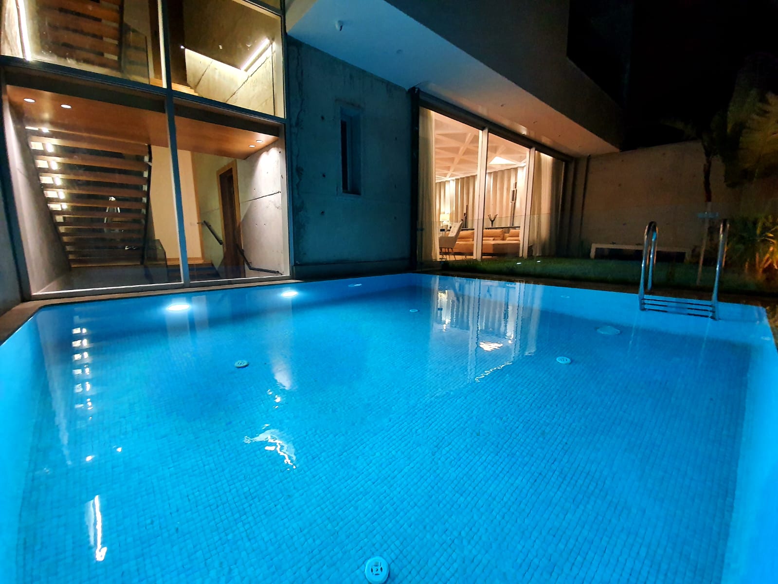 Villas — 6