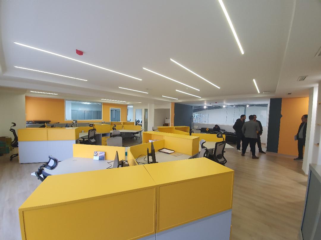 Aménagement intérieur du Nouveau Siège EPIROC MAROC, bureaux et unité logistique — 10