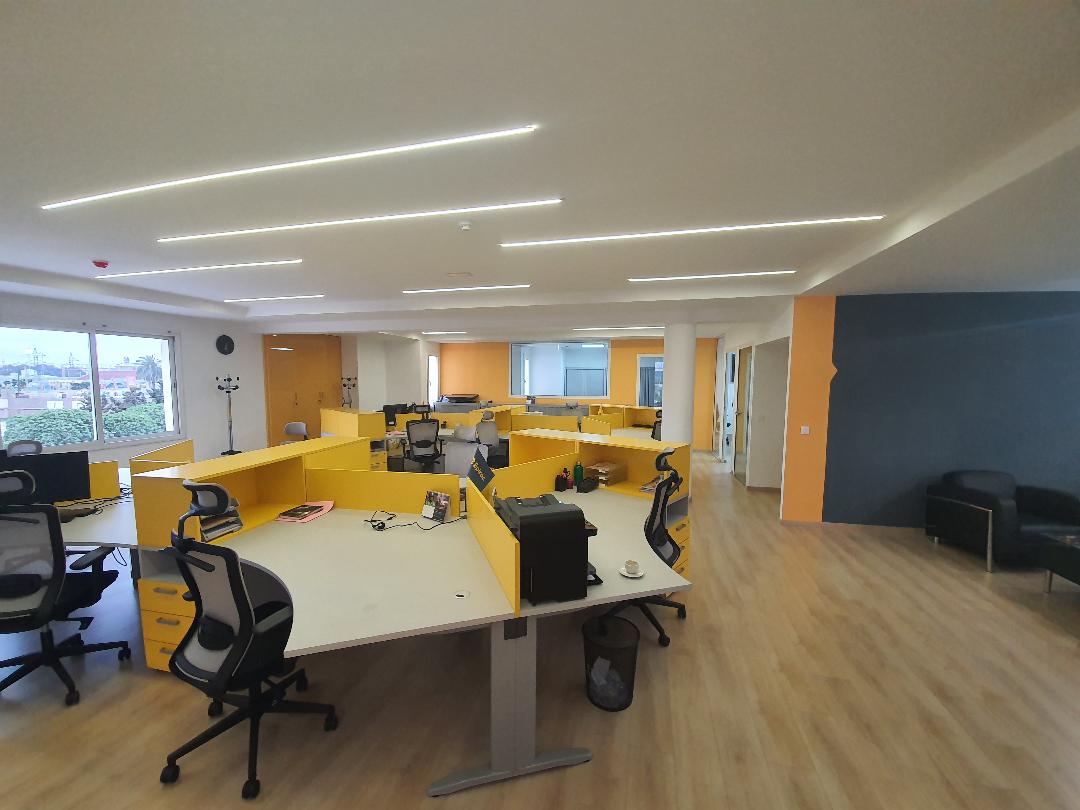 Aménagement intérieur du Nouveau Siège EPIROC MAROC, bureaux et unité logistique — 12